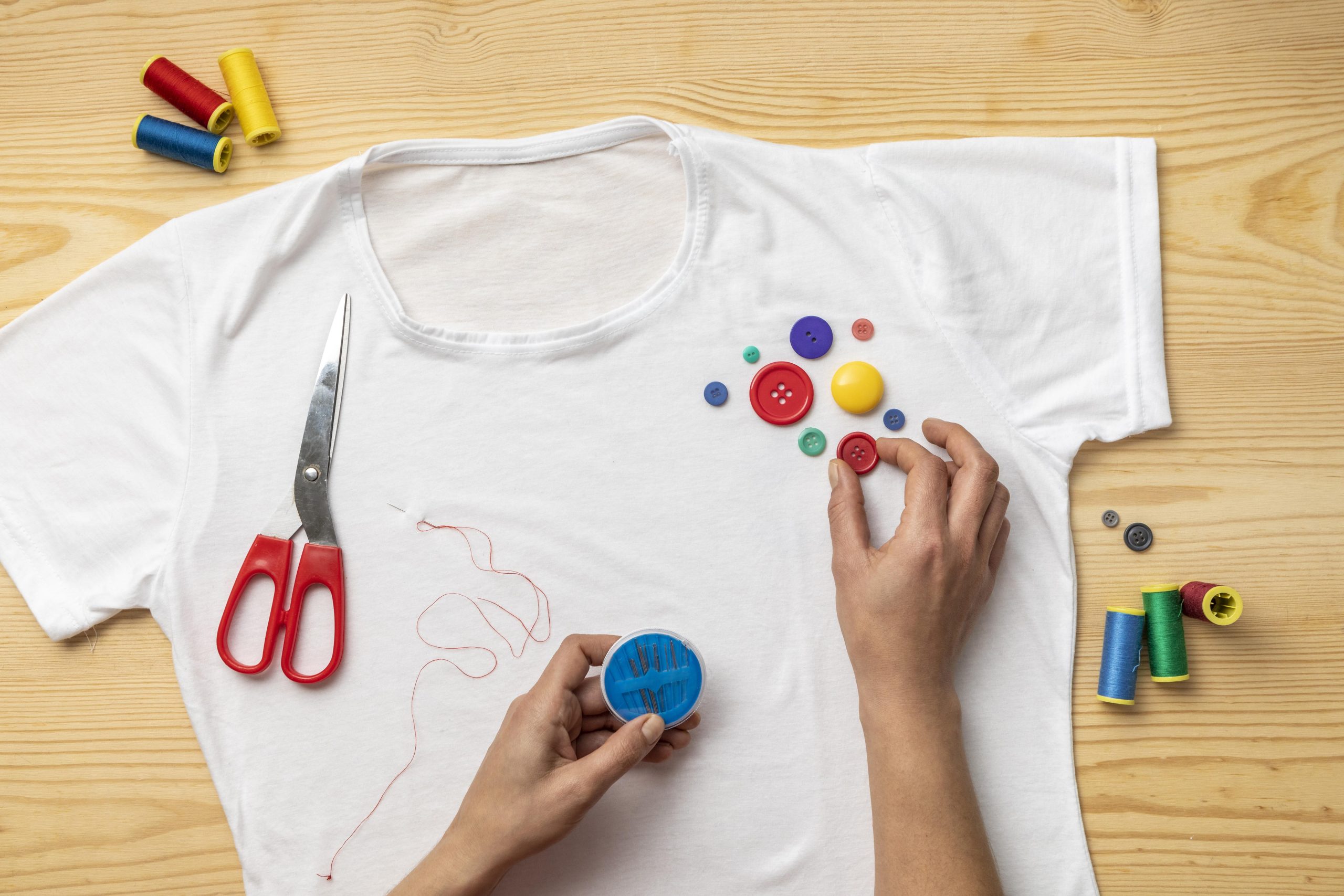 how to decorate a t-shirt for 100 days of school